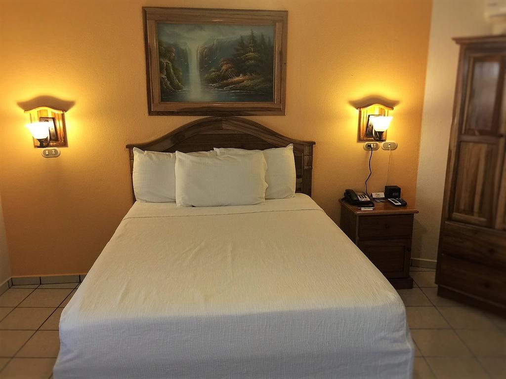 سان هوزيه Prado Inn & Suites المظهر الخارجي الصورة