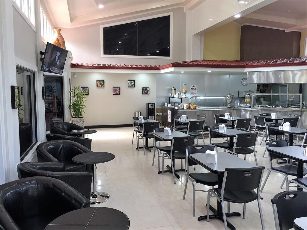 سان هوزيه Prado Inn & Suites المظهر الخارجي الصورة