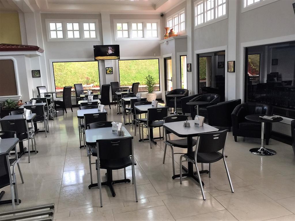 سان هوزيه Prado Inn & Suites المظهر الخارجي الصورة