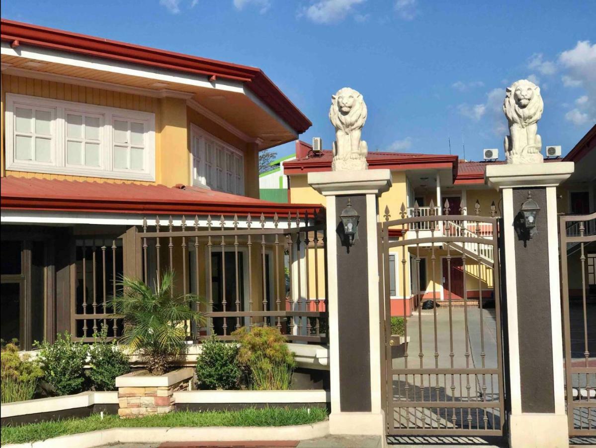 سان هوزيه Prado Inn & Suites المظهر الخارجي الصورة