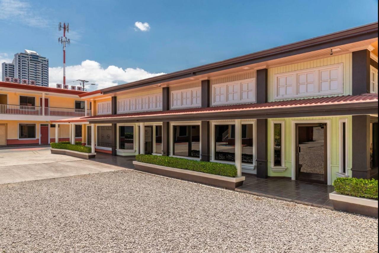 سان هوزيه Prado Inn & Suites المظهر الخارجي الصورة